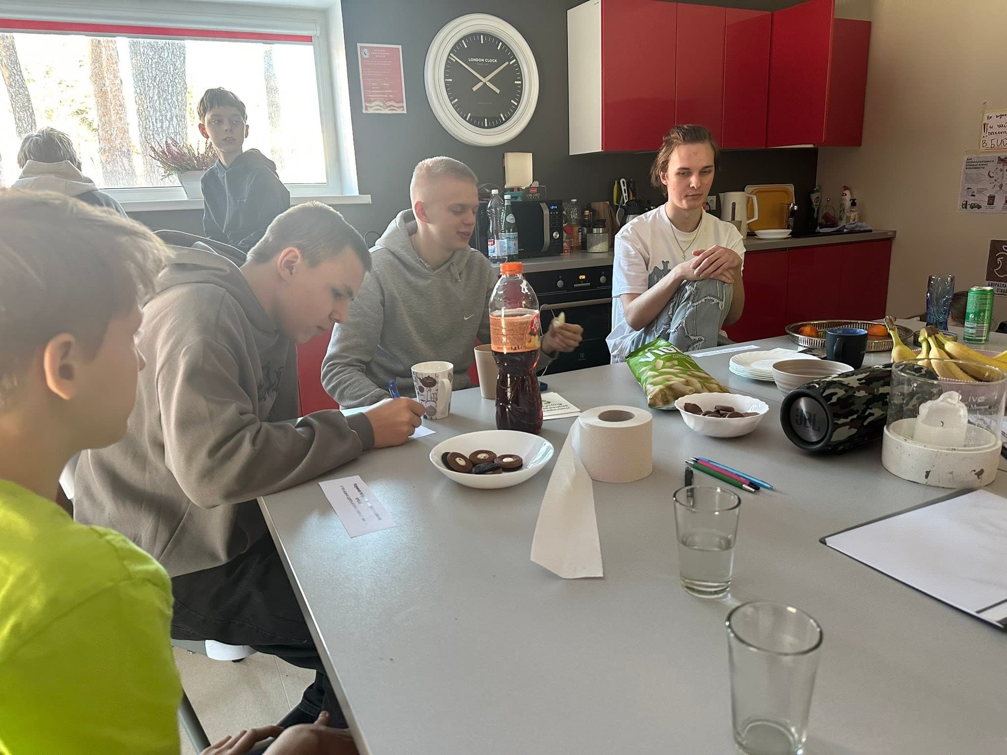 Narva-Jõesuu noortekeskuses toimus sari "3 õhtut - 3 lugu" - 27