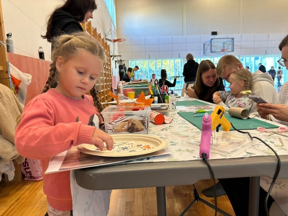 Sinimäel toimus soe ja rõõmus sügisene perepidu - 6