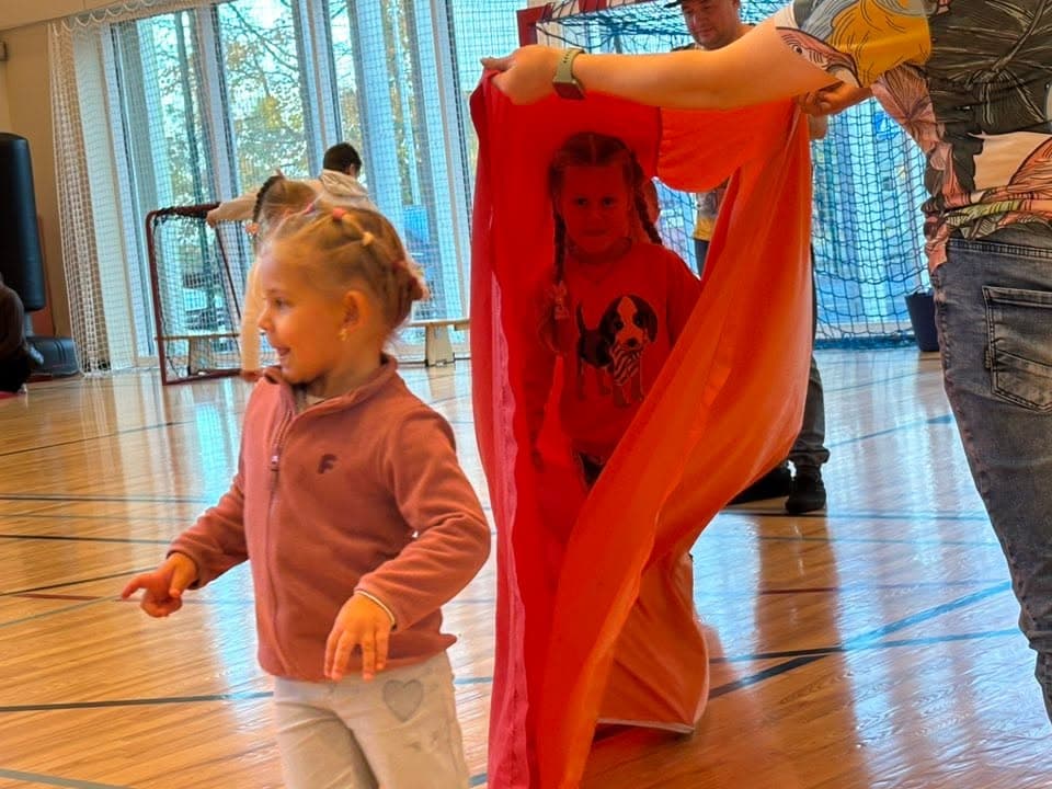 Sinimäel toimus soe ja rõõmus sügisene perepidu - 17