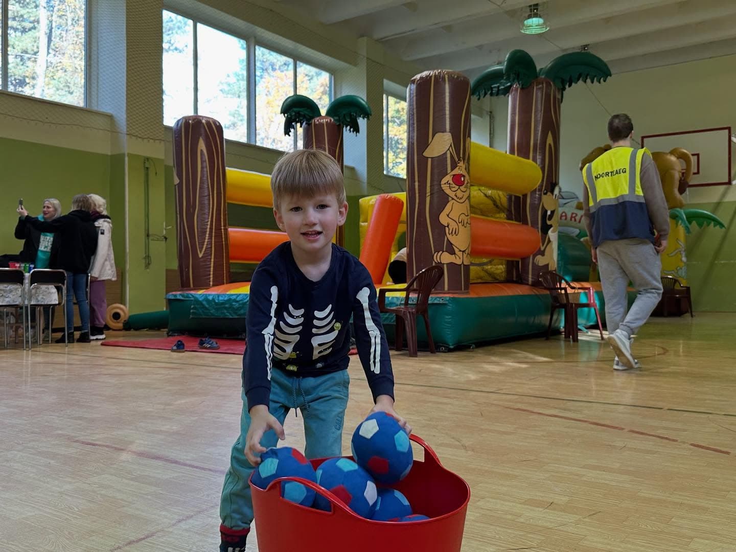 Narva-Jõesuu school hosted a warm autumn family day - 3