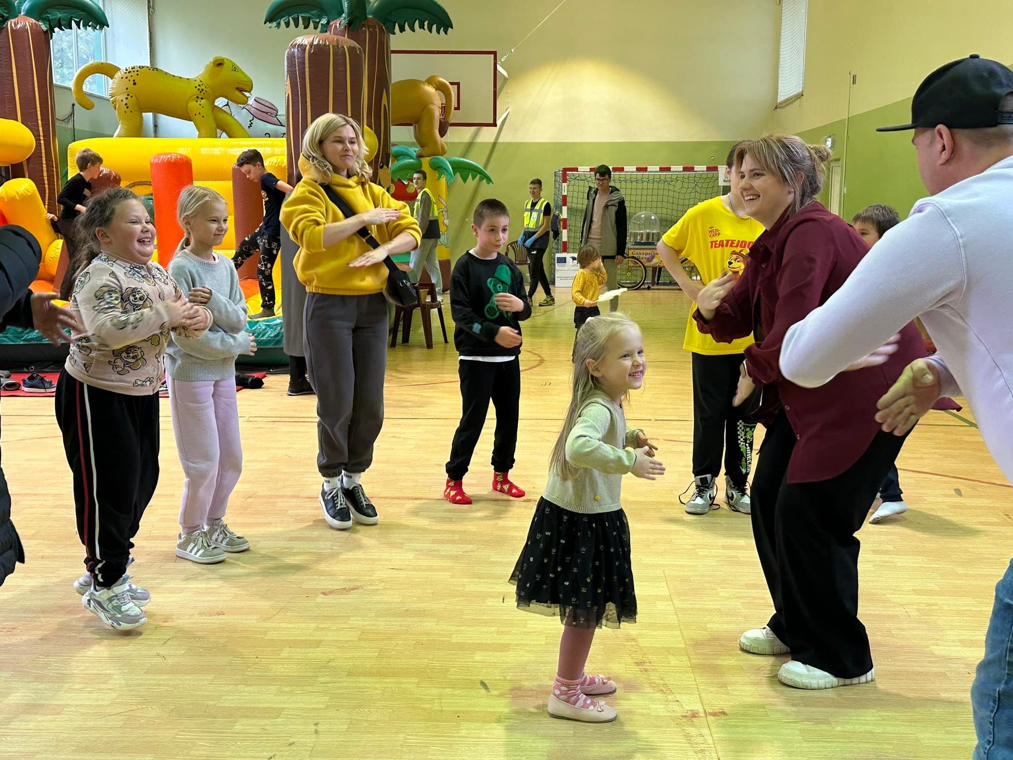 Narva-Jõesuu school hosted a warm autumn family day - 30