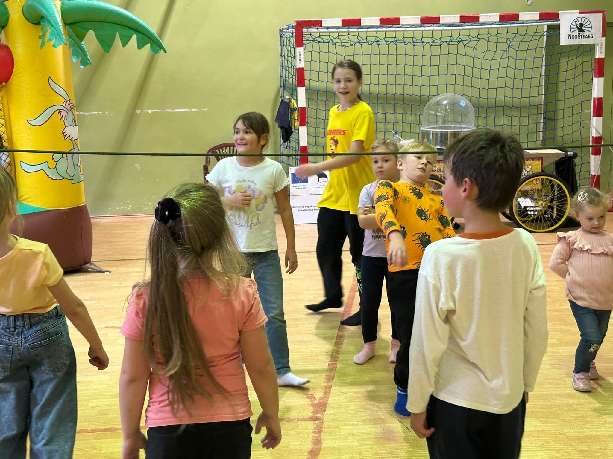 Narva-Jõesuu school hosted a warm autumn family day - 38
