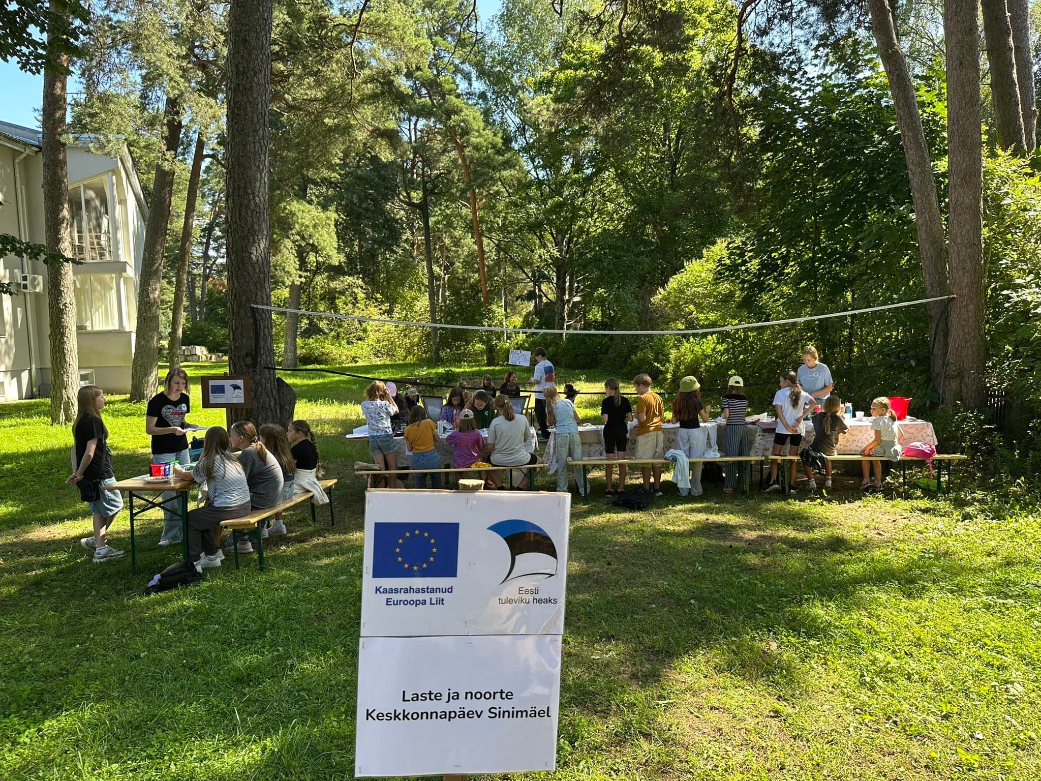 A green workshop day took place at Narva-Jõesuu Youth Centre - 11